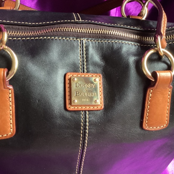 Vintage Dooney&Bourke Black Soft Leather Tote Bag - Picture 7 of 10